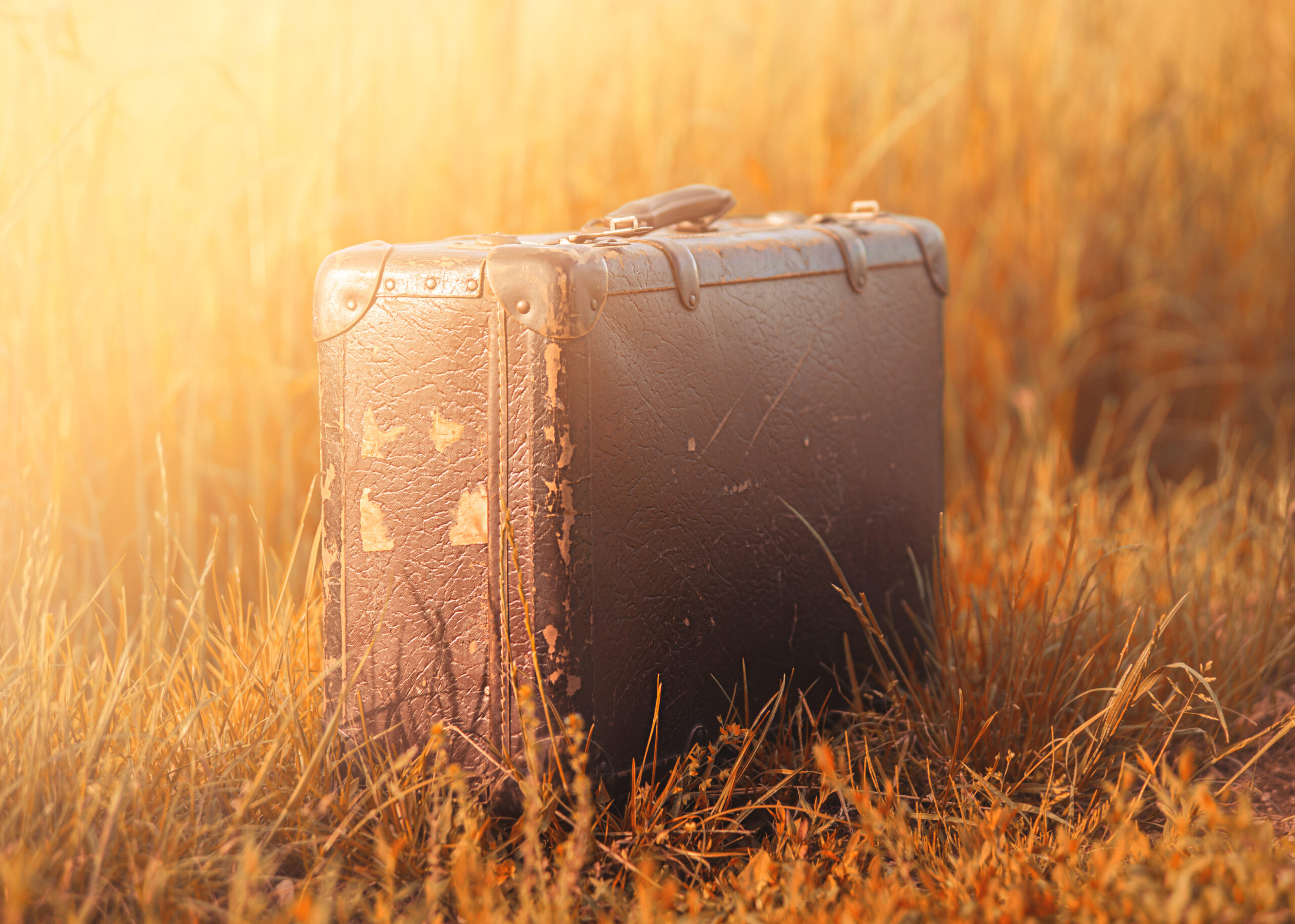 Moving Abroad During Ongoing Proceedings? Why You Need a Service Address in Germany
